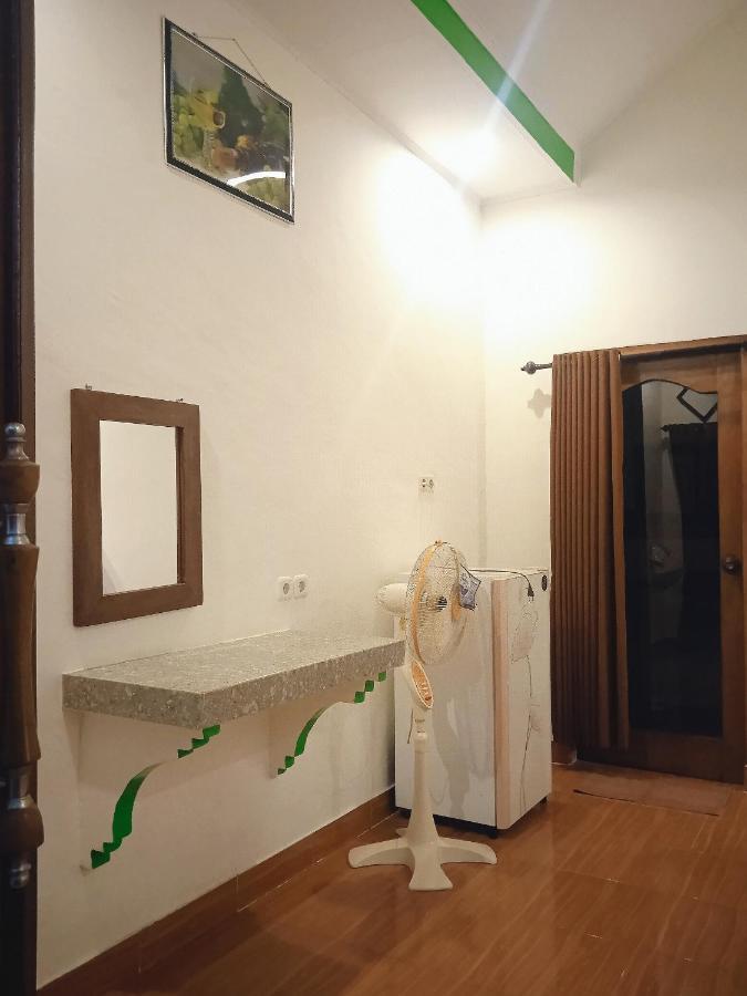 Yayan Bungalow Gili Islands Exterior photo